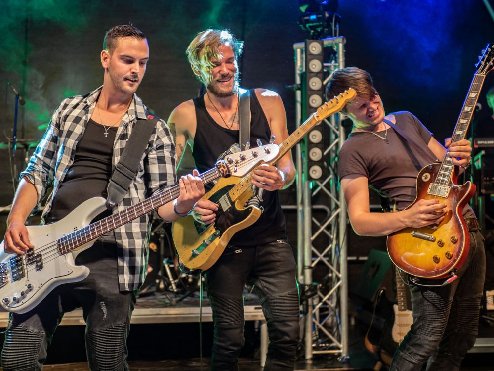 A Festival 01   O1022771 30x45 A Festival 01   O1022771 30x45